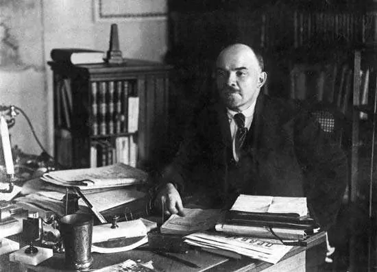 Vladmir Lenin - Top Famous People